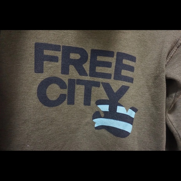 Free City Womens Zip Up Hoodie Graphic Sweatshirt Green Small (Size 1) RARE - Picture 6 of 7